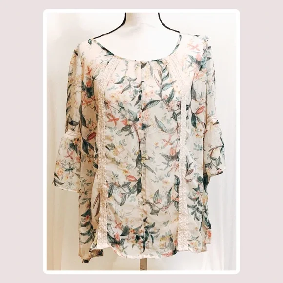 Sheer Floral Top - Picture 2 of 5